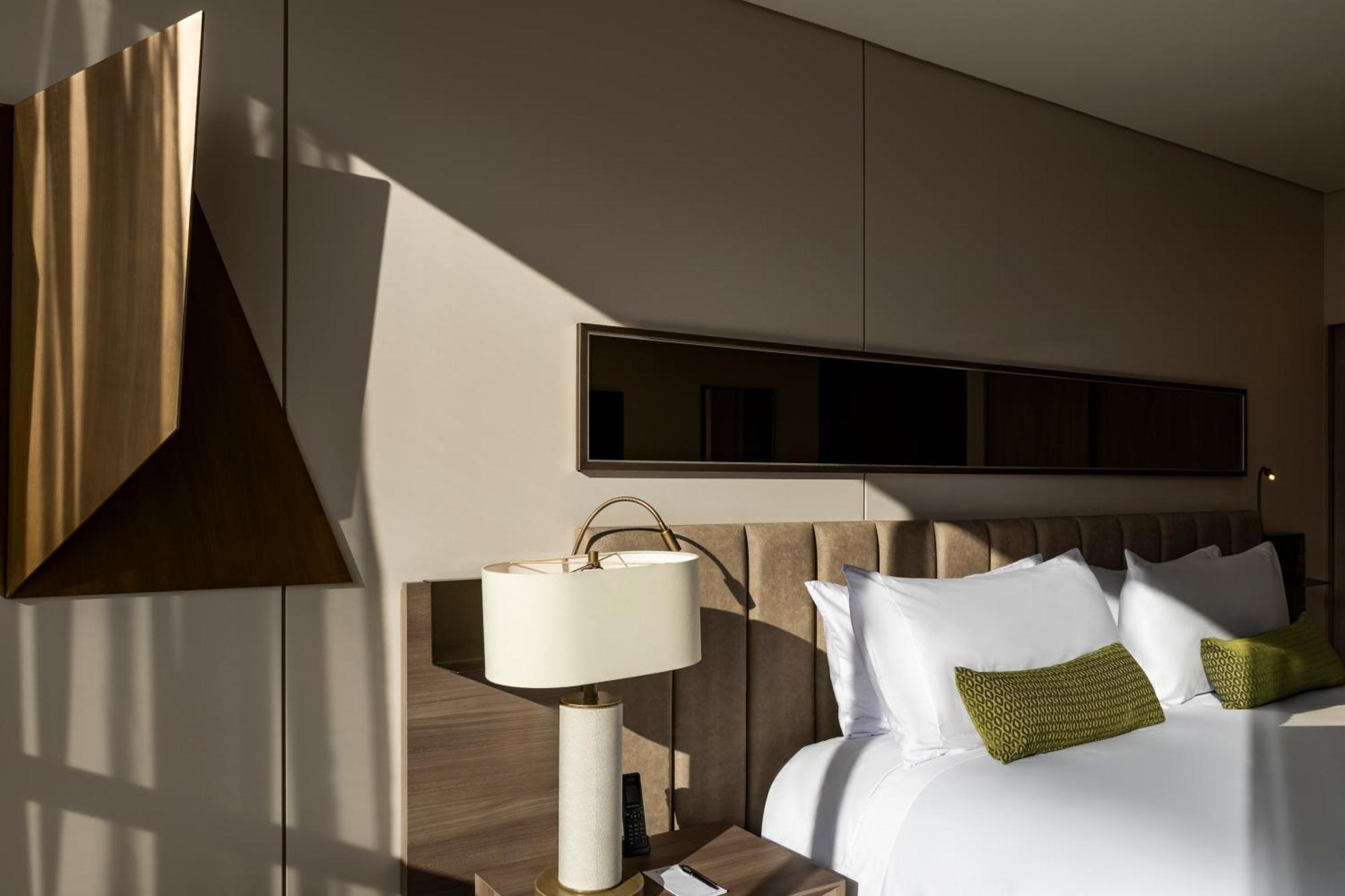 Hotel York Luxury Suites Medellin By Preferred Экстерьер фото A bedroom at the hotel
